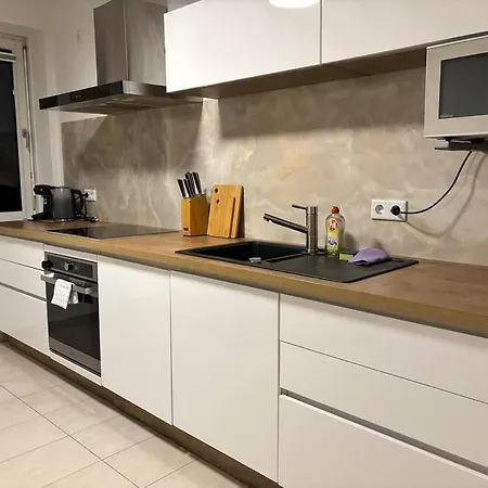 Fewo Carl: Businessapartment Mit Stil * בילפלד